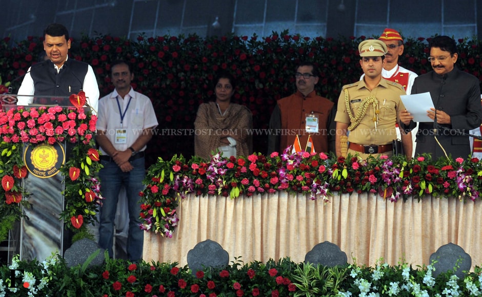 Photos: Fadnavis Sworn In As Maharashtra CM In Grand Event At Wankhede ...