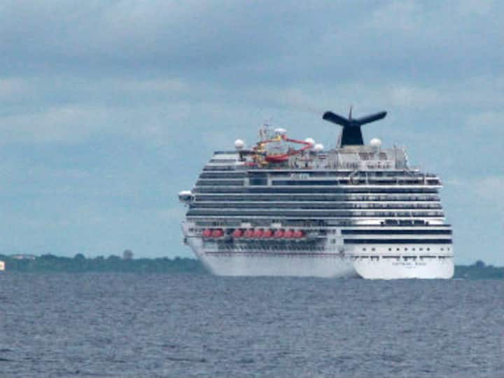 Dallas health care worker being monitored for Ebola on cruise ship 