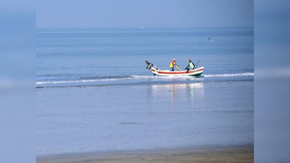Coast Guard arrests 14 Pakistani fishermen off Gujarat coast