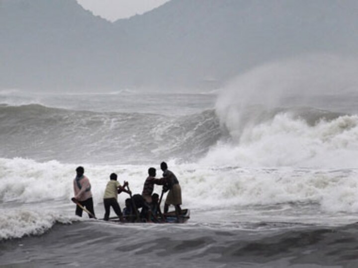 Hudhud: Spot on twice, India's Met Dept beats global weathermen hollow