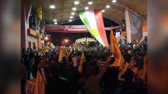 Iraqi Kurds arrive in Syria to help fight Islamic State militants