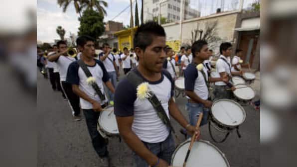 Mexico: Missing students' bodies not found in mass graves 