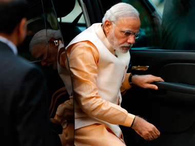 Journalist M V Kamath who scripted earliest biography of PM Modi is dead Journalist M V Kamath who scripted earliest biography of PM Modi is dead