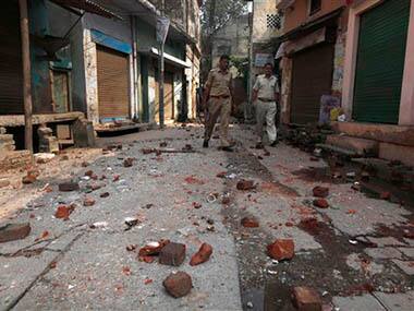 West Bengal hit by political violence, bombing, clashes in Parui villages