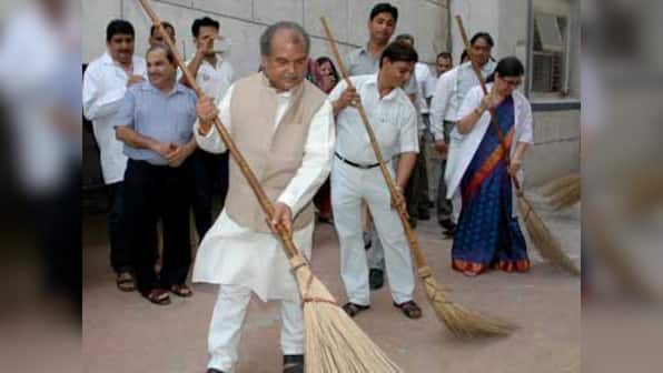 PM Modi's Clean India campaign to start today; 31 lakh employees to take pledge