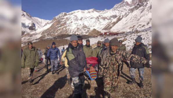 Death toll in Nepal avalanche rises to 20 as more bodies recovered
