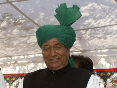 Delhi HC asks Om Prakash Chautala to surrender on Saturday Delhi HC asks Om Prakash Chautala to surrender on Saturday
