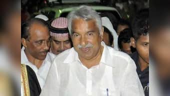 It's wrong to continue ban on Sreesanth: Kerala CM Oommen Chandy