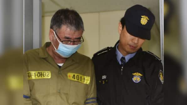 Ferry disaster: South Korea seeks death penalty for captain 