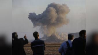 Kurds hold off ISIS militants in Syria's border town Kobani 