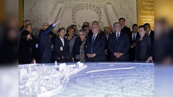 Presidents of Israel, Poland tour new museum on Jewish history