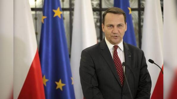 Putin offered to divide Ukraine with Poland - Polish ex-minister