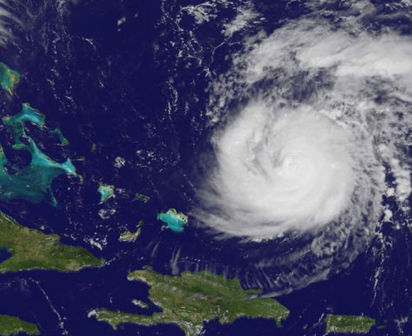 Bermuda prepares for big hit from Hurricane Gonzalo Bermuda prepares for big hit from Hurricane Gonzalo
