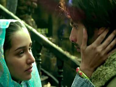 Vishal Bhardwaj's Haider has irked both Hindu and Muslim hardliners: Here's why