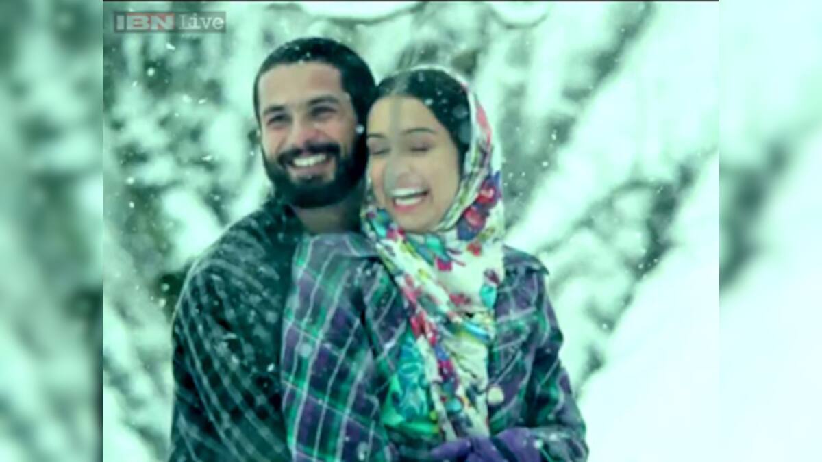 Haider review: Shahid, Tabu, Irrfan in a powerful film about Kashmiri ...