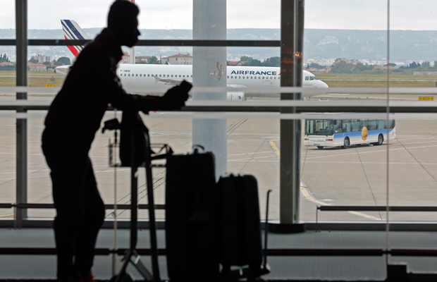 Orgies to nude parties: Perks that make Apple, Facebook's egg freezing look normal Orgies to nude parties: Perks that make Apple, Facebook's egg freezing look normal