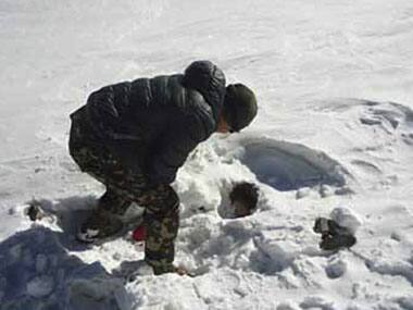 After Nepal tragedy, trekkers safety in hands of television weatherman