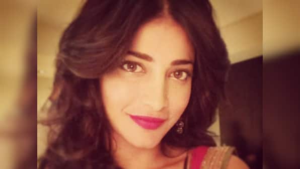 Shruti Haasan talks about numbers, her hero Vishal and returning to Tamil cinema