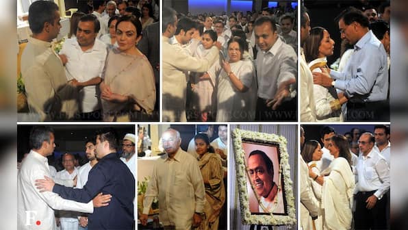 Photos: Eminent industrialists, politicians pay tribute to Murli Deora at prayer meet