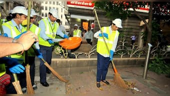 Photos: ICICI Bank chief Chanda Kochhar goes all out for Swachh Bharat campaign