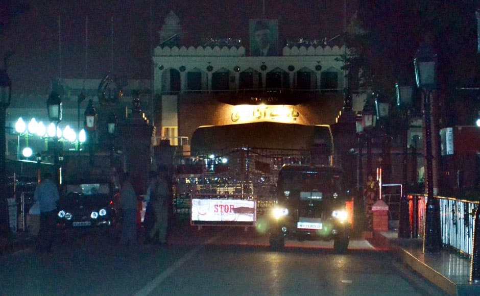 Attari: International Indo-Pak, Attari border closed after bomb blast at Wagah (Pakistan) on Sunday. PTI