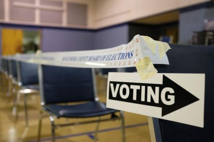 Republicans strike early blow in US midterm poll results