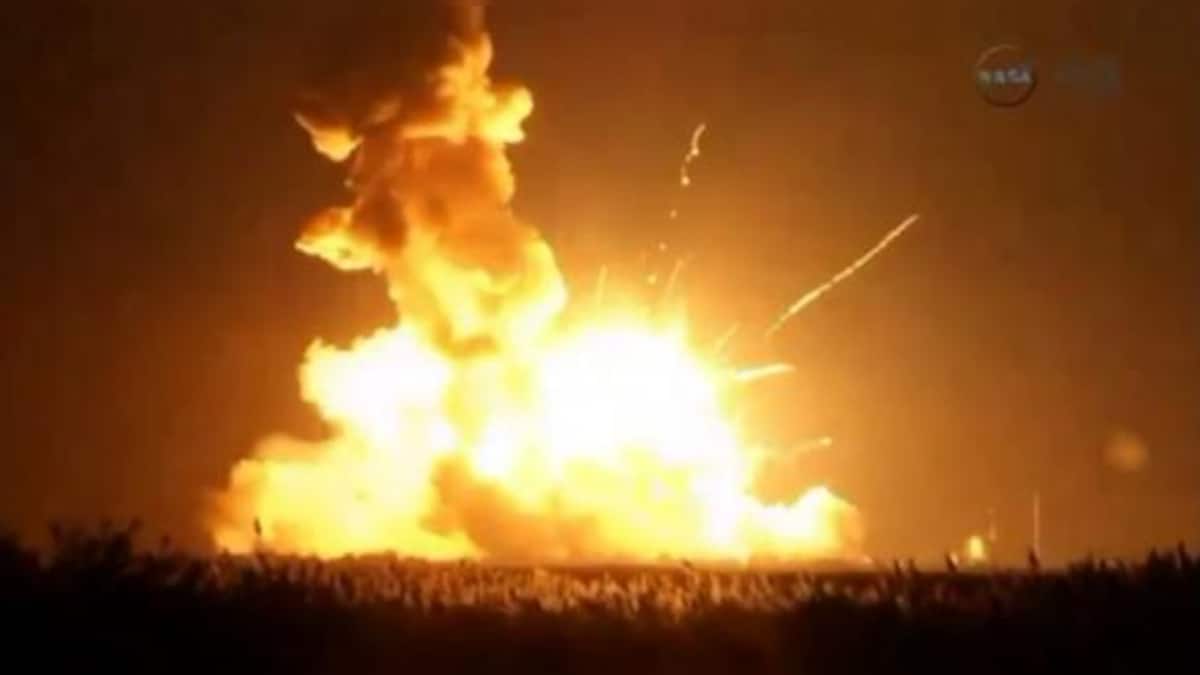 U.S. rocket explosion investigation suspects main engine failure ...