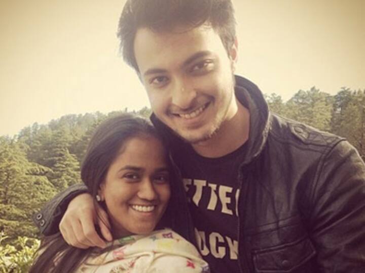 Stage set for Salman Khan's little sister Arpita and Aayush Sharma's wedding Stage set for Salman Khan's little sister Arpita and Aayush Sharma's wedding