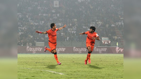 ISL: Delhi Dynamos end winless streak with 2-1 win over NorthEast United
