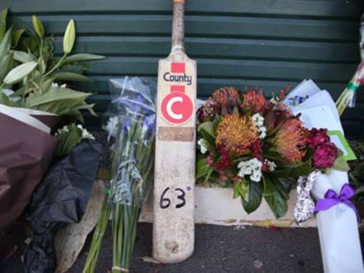 First Australia-India Test postponed as cricket world mourns Phillip Hughes
