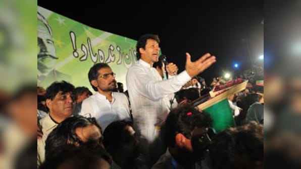 Imran Khan dares Pakistan govt to arrest him after court issues warrant against him