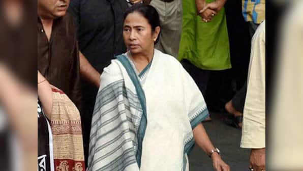 Land won't be a problem in Bengal, Mamata tells industrialists