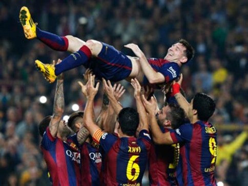 messi flip flops