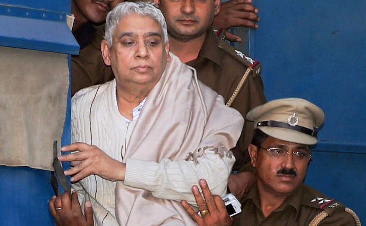 Photos: Controversial 'godman' Sant Rampal finally arrested, sent to judicial custody