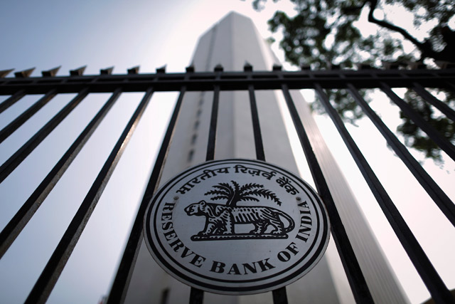 Goldman Sachs sees RBI cutting rates by 0.5% starting February Goldman Sachs sees RBI cutting rates by 0.5% starting February