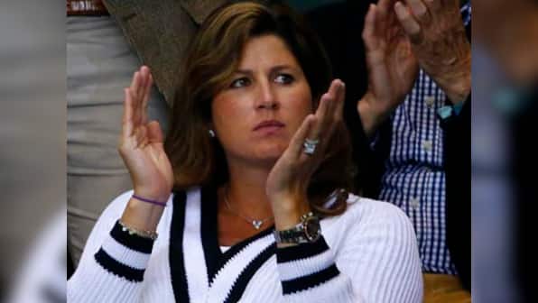 Mrs Federer heckles 'crybaby' Wawrinka, leaves Roger to do firefighting