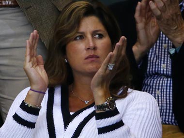 Mrs Federer heckles 'crybaby' Wawrinka, leaves Roger to do firefighting Mrs Federer heckles 'crybaby' Wawrinka, leaves Roger to do firefighting