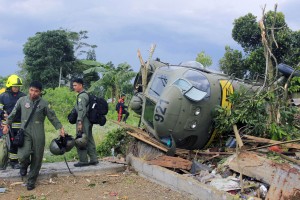 Romania: 8 soldiers killed, 2 wounded in helicopter crash Romania: 8 soldiers killed, 2 wounded in helicopter crash