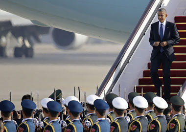 Obama starts his Asian diplomatic tour, arrives in Beijing Obama starts his Asian diplomatic tour, arrives in Beijing