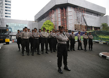 Indonesian police urged to halt virginity tests of women as recruiting mandate Indonesian police urged to halt virginity tests of women as recruiting mandate