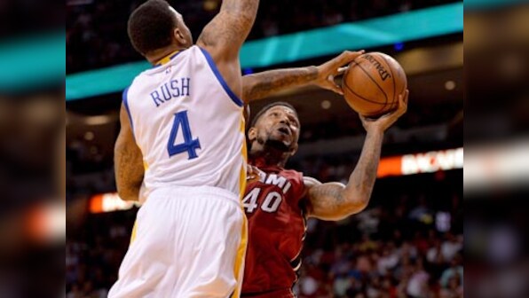 NBA: Curry scores 40 as Golden State beat Miami