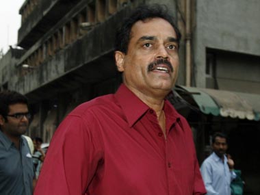 Shastri-Naik Wankhede pitch row: MCA asks Vengsarkar to find a solution to the issue Shastri-Naik Wankhede pitch row: MCA asks Vengsarkar to find a solution to the issue