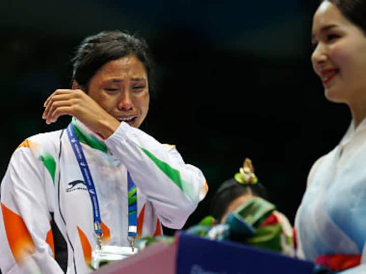Sports Ministry, IOA back Sarita Devi after AIBA says her career is 'over'
