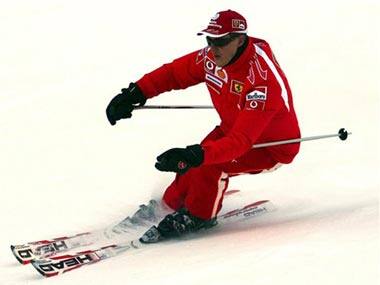 Schumacher starting to recognise family, says former F1 driver