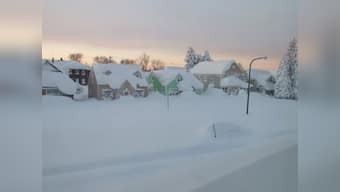 Severe snow storm hits Japan, 11 dead