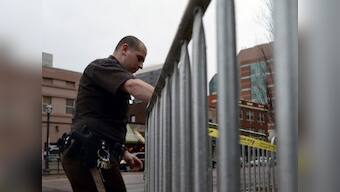 US police officer shoots and kills 12-year-old boy with fake gun 