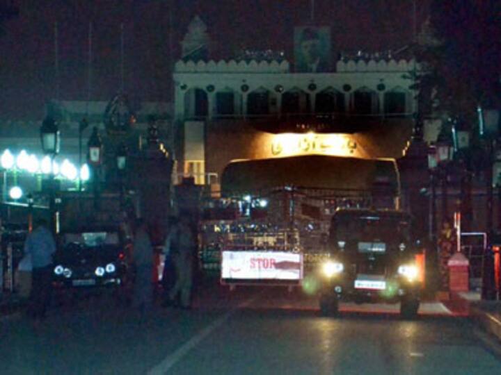 Wagah blast: Indo-Pak border on high alert, death toll at 61, 20 suspects arrested