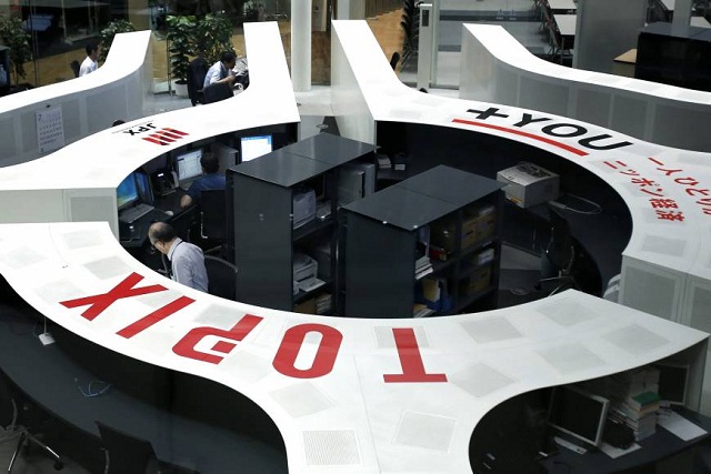 Japan committed to fight deflation, may expand stimulus plan Japan committed to fight deflation, may expand stimulus plan