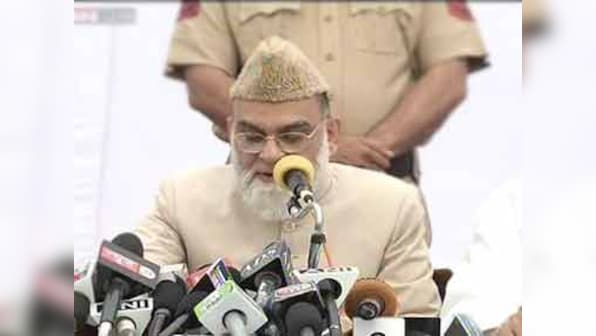 Time to end the Bukhari dynasty: Passing on imamat is un-Islamic and undemocratic
