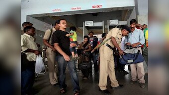 Bomb blasts kills 3 security personnel escorting polio workers in Pakistan